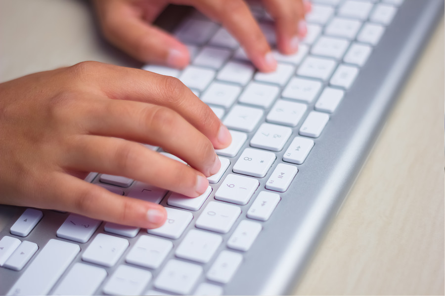 上海债权债务律师视角：债权转让电子通知的法律效力探究