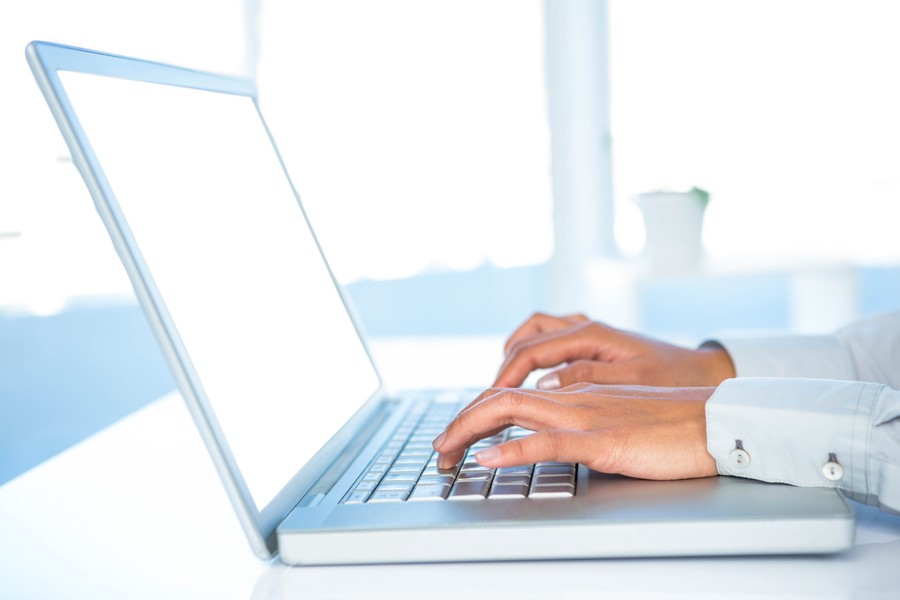 上海债务纠纷律师解读：债权转让需符合的关键条件