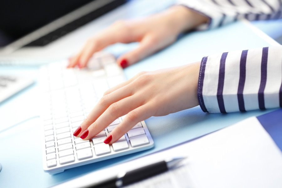 上海债务纠纷律师视角下的债务起诉状撰写要点与实例