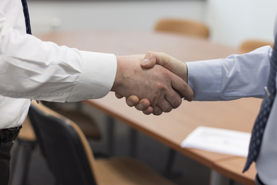 上海债权律师解读：担保债权人与债权人的微妙关系