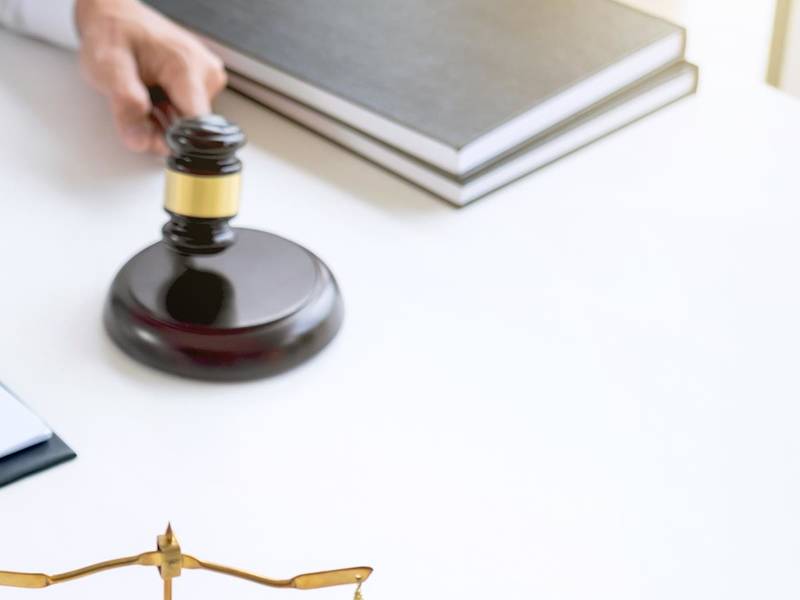 上海欠款纠纷律师解读：被起诉欠款的应对策略与要点