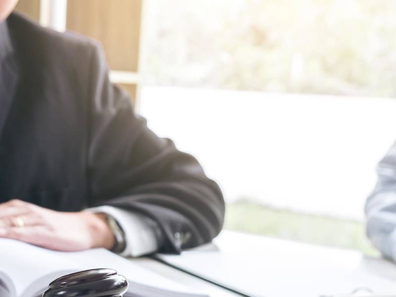 上海债务纠纷律师：欠款人不还钱能否报警？